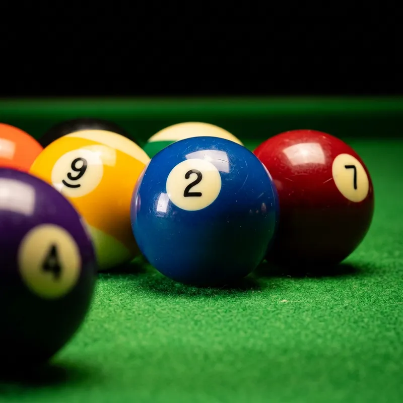 Aranjarea triunghiului de biliard 8-Ball